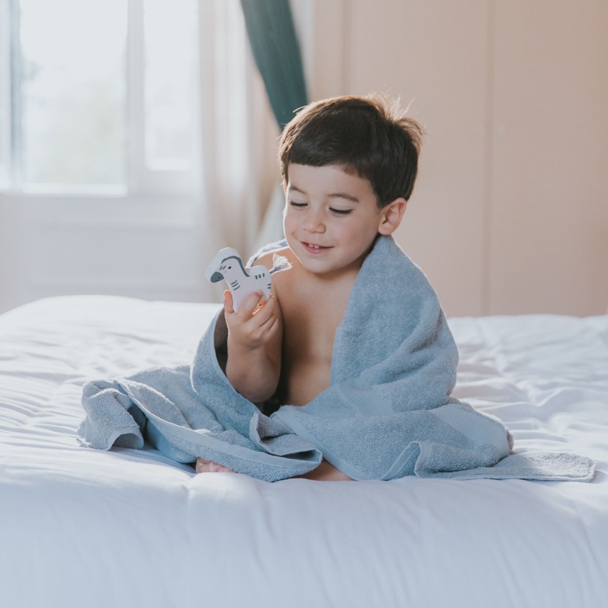 Kid's towel - Almonda in 100% Cotton 500 GSM