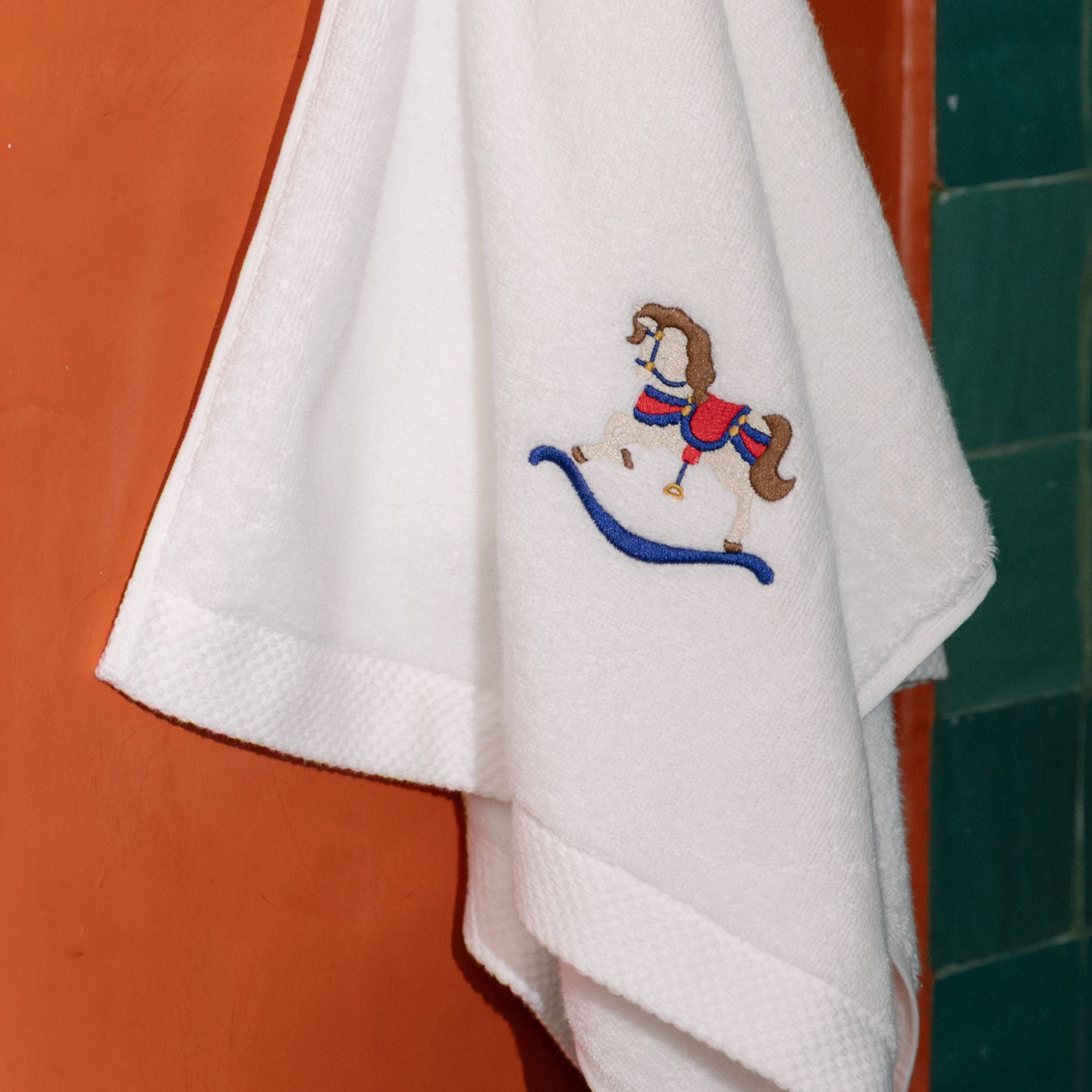 Face towel with horse embroidery - Torres Novas