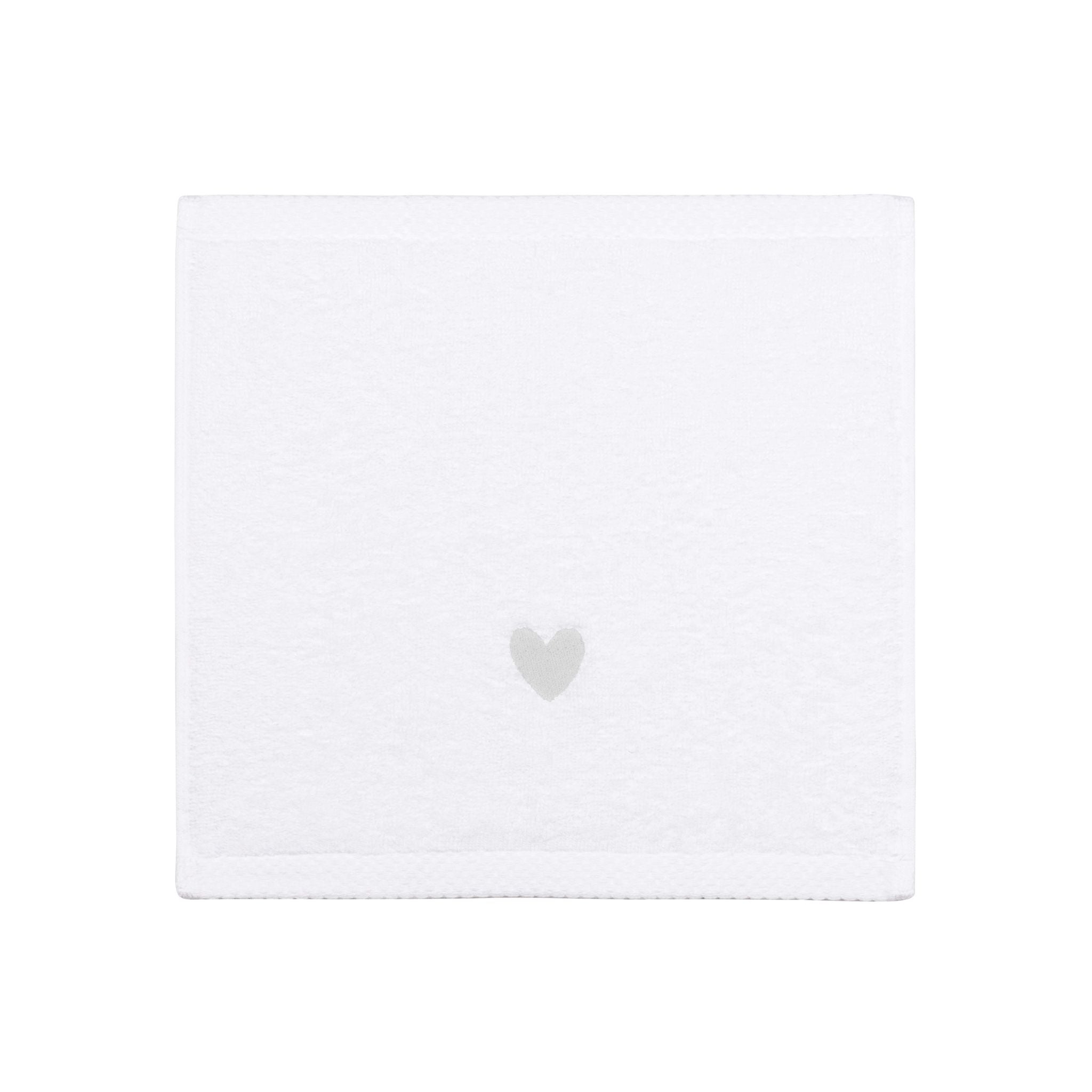 Embroidered heart - Torres Novas