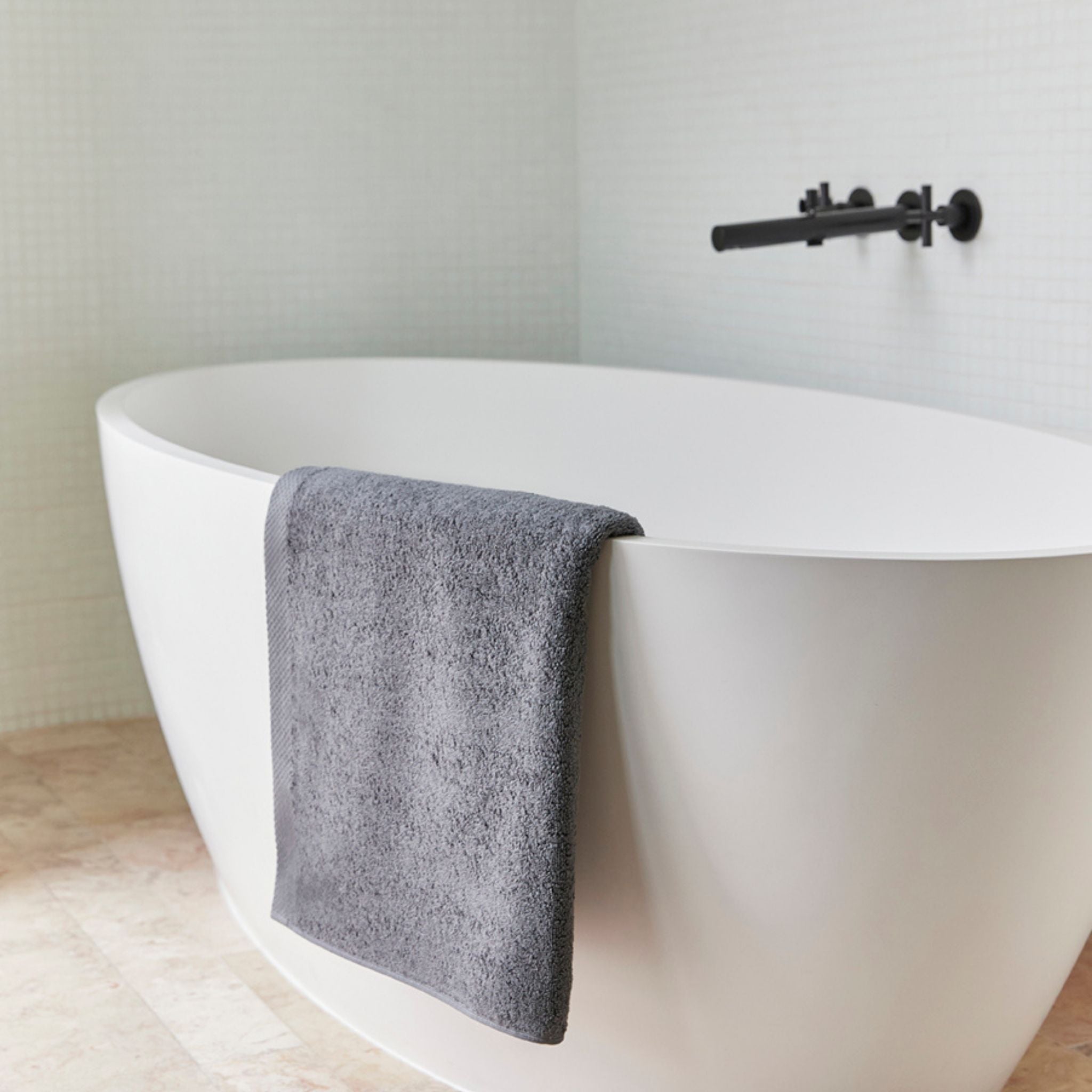 Grey Luxus