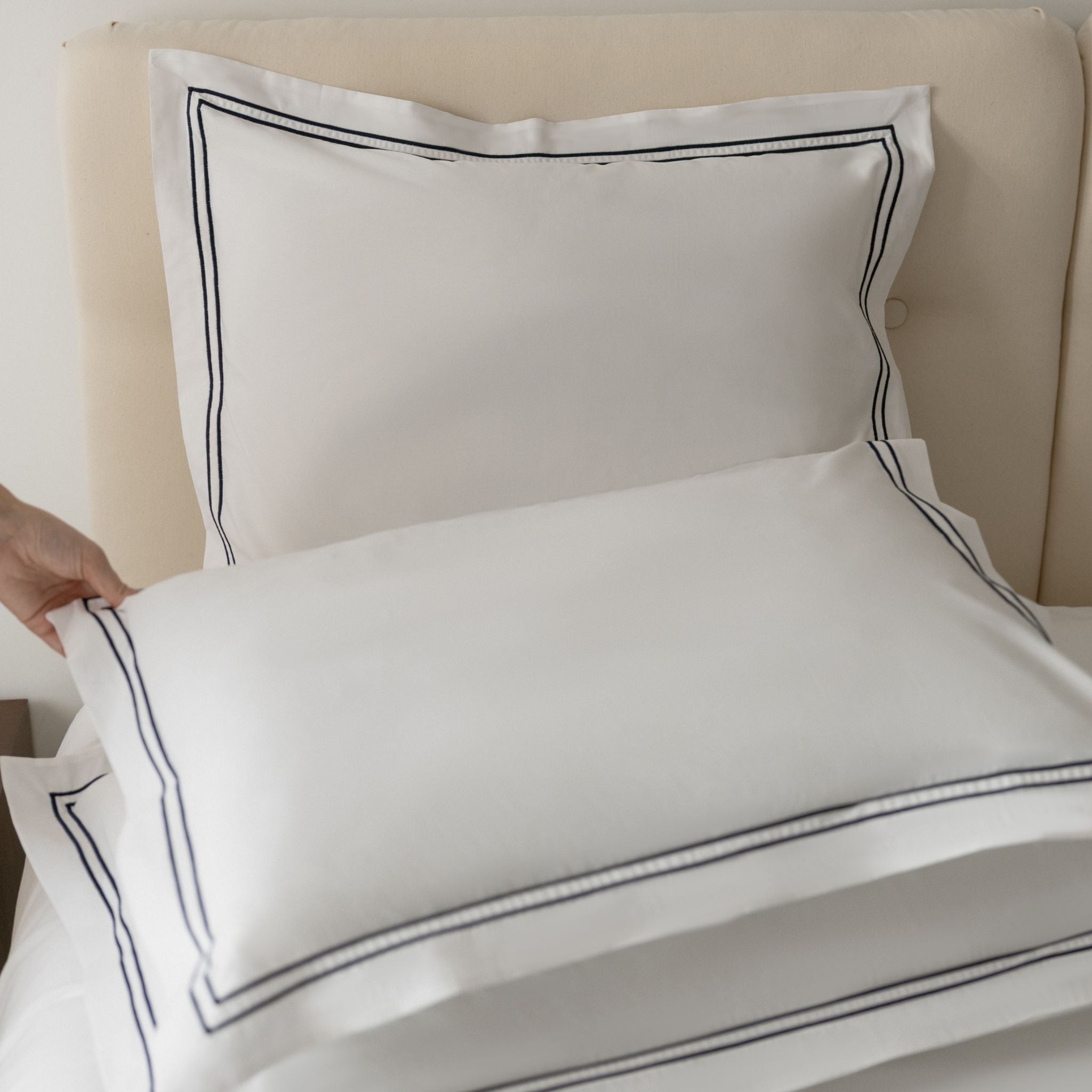 torres-novas-bed-coimbra-plain-pillowcases-navy-blue-product-3.jpg