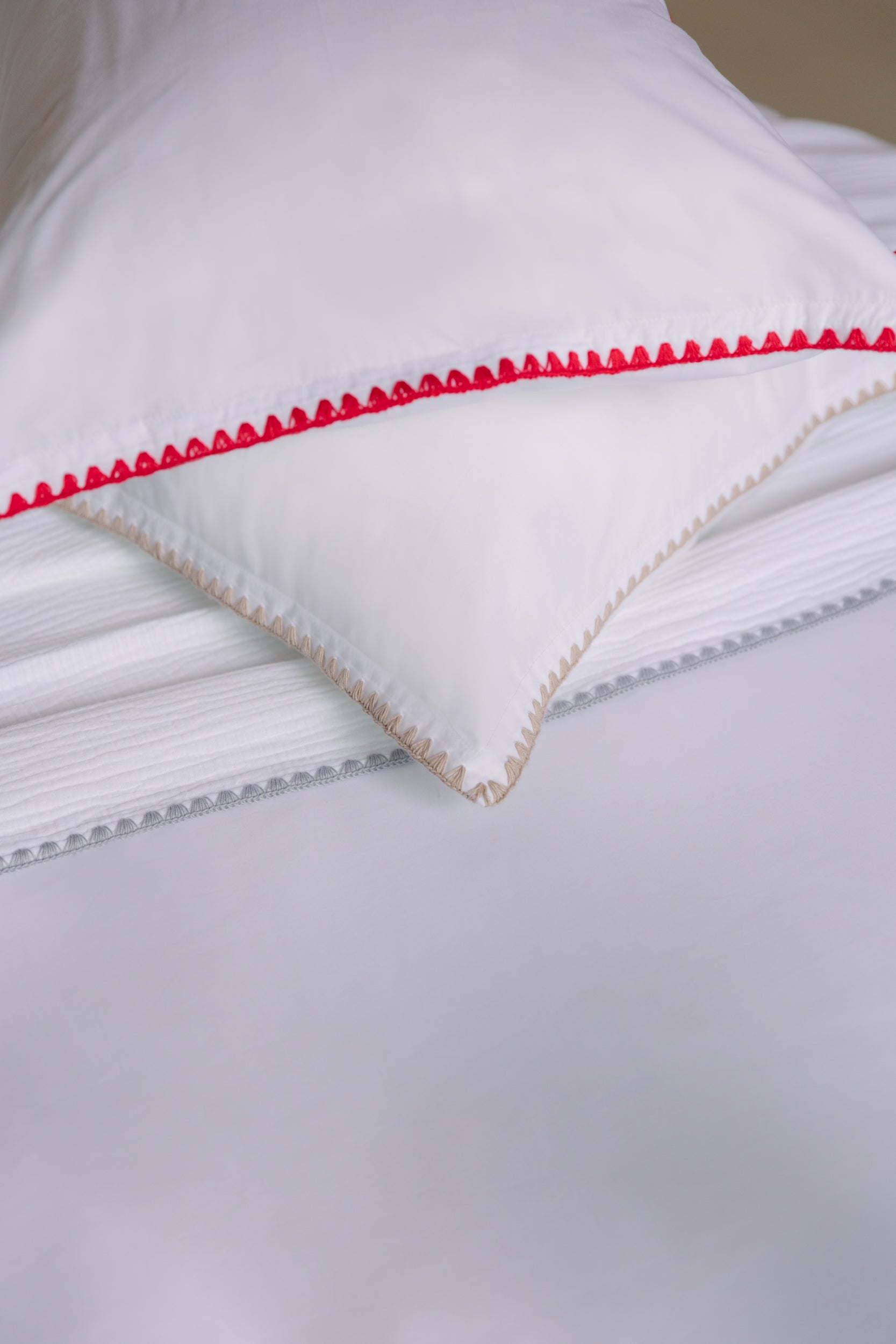 Cascais throws