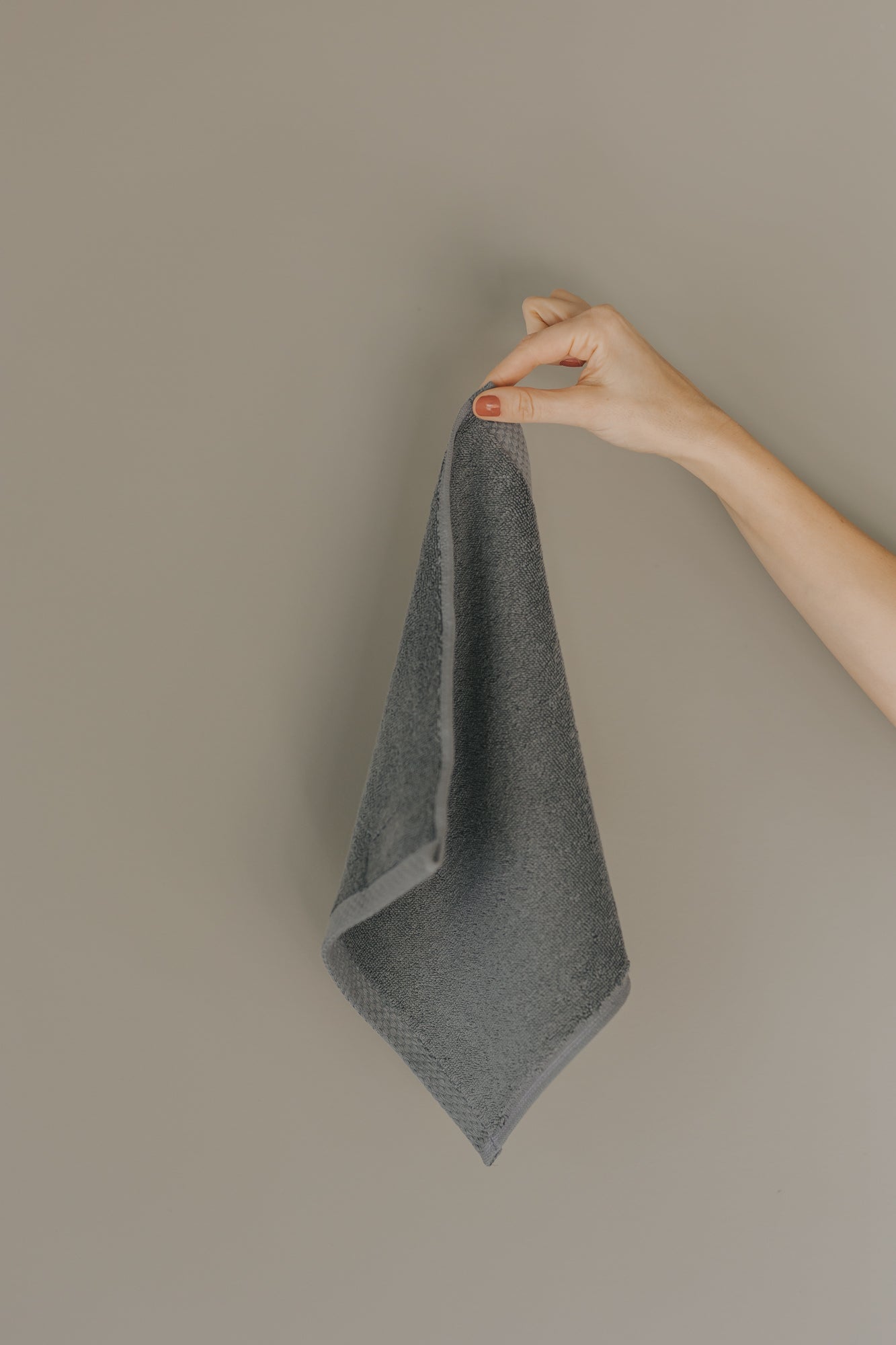 Grey Luxus face towel - Torres Novas