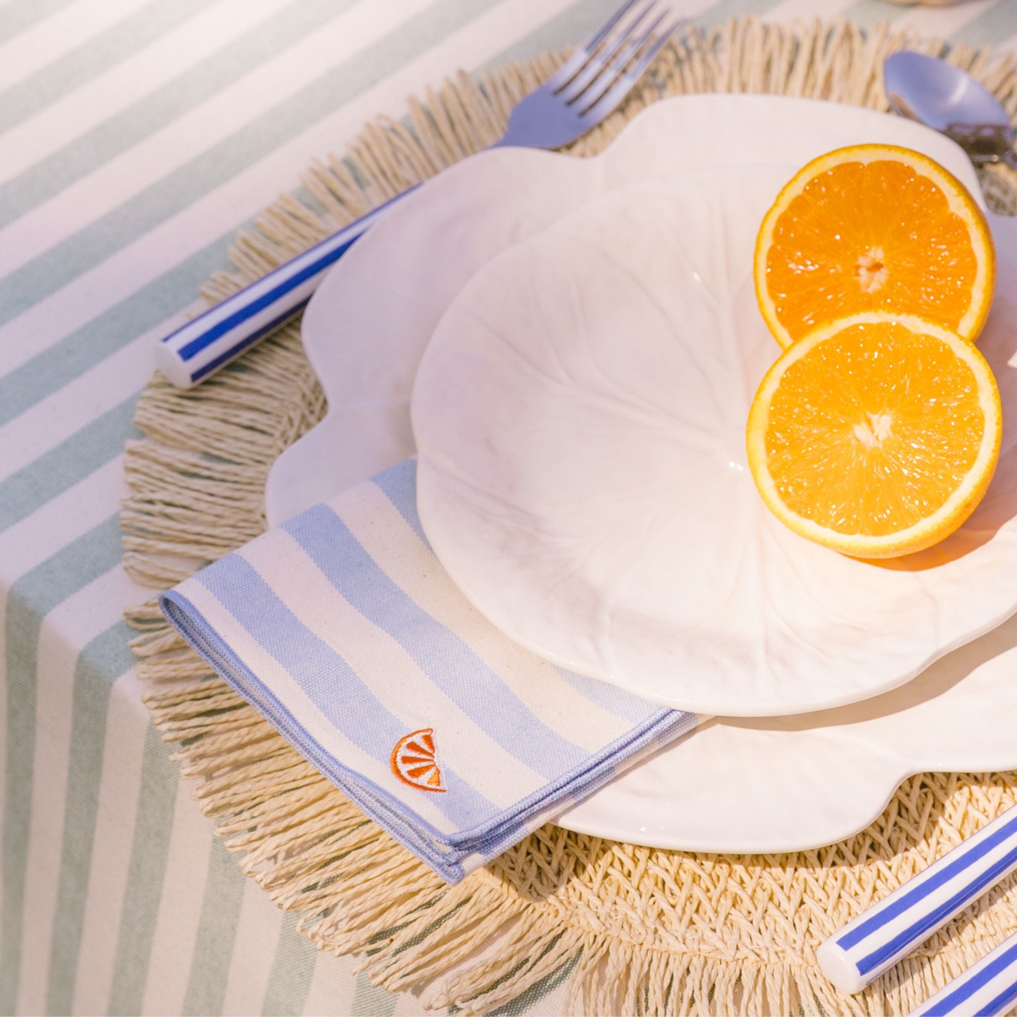 Barra napkins with fruit embroidery