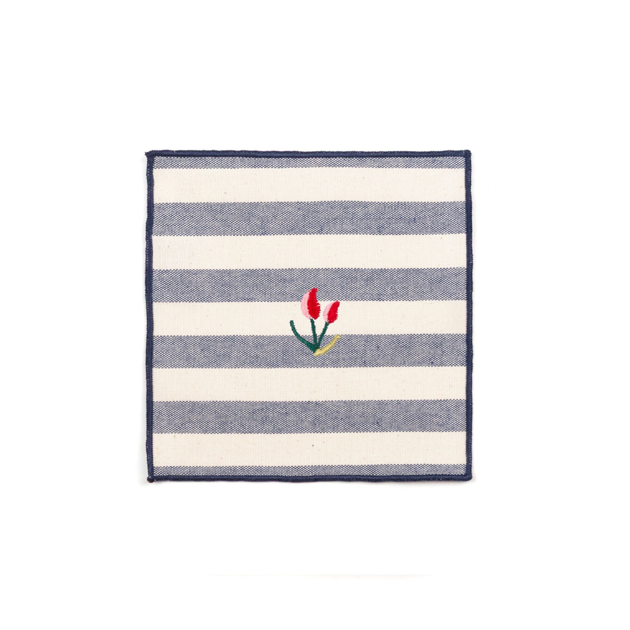 Barra napkin with flower embroidery (POS) - Torres Novas