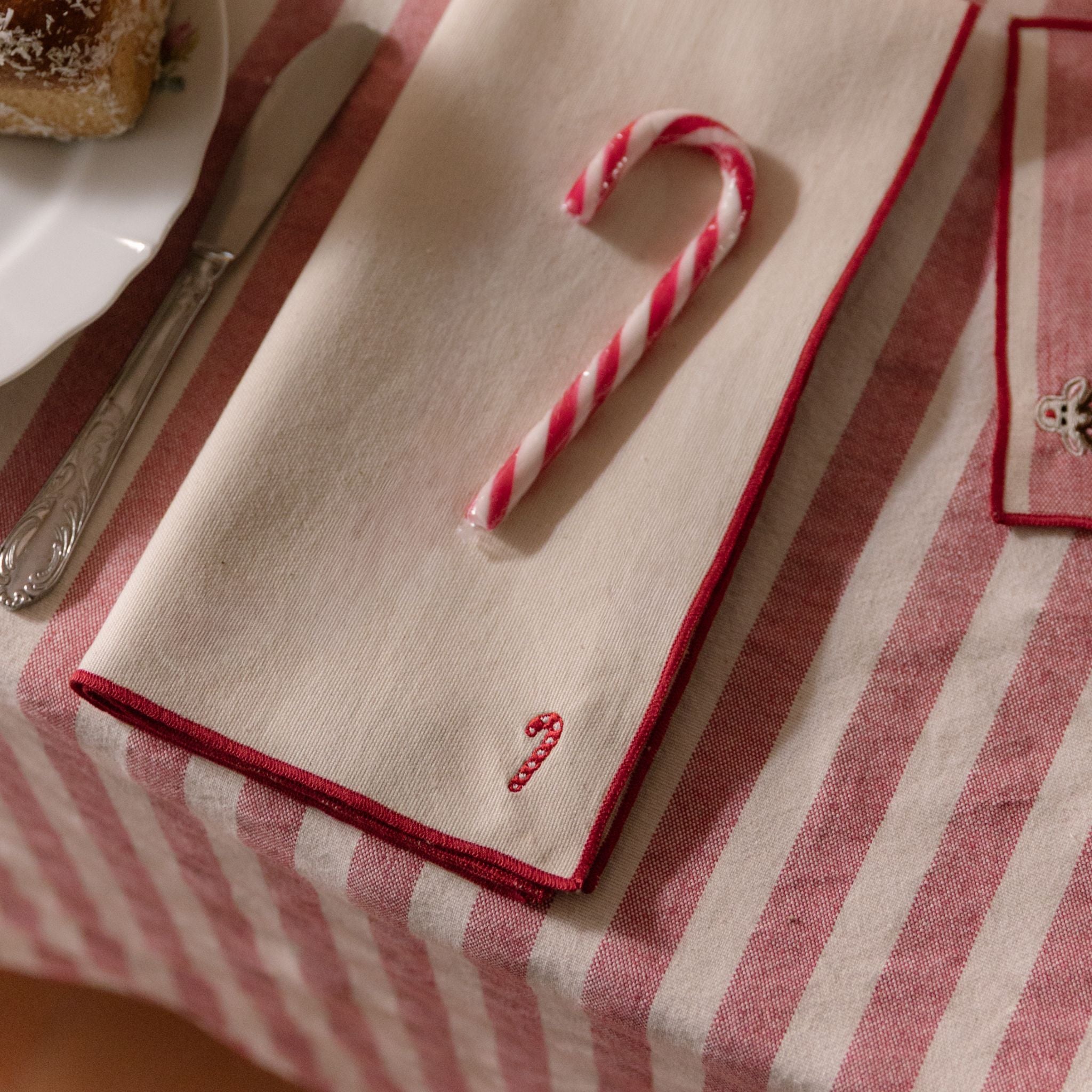 Ecru Nazaré napkins with christmas embroidery - Torres Novas