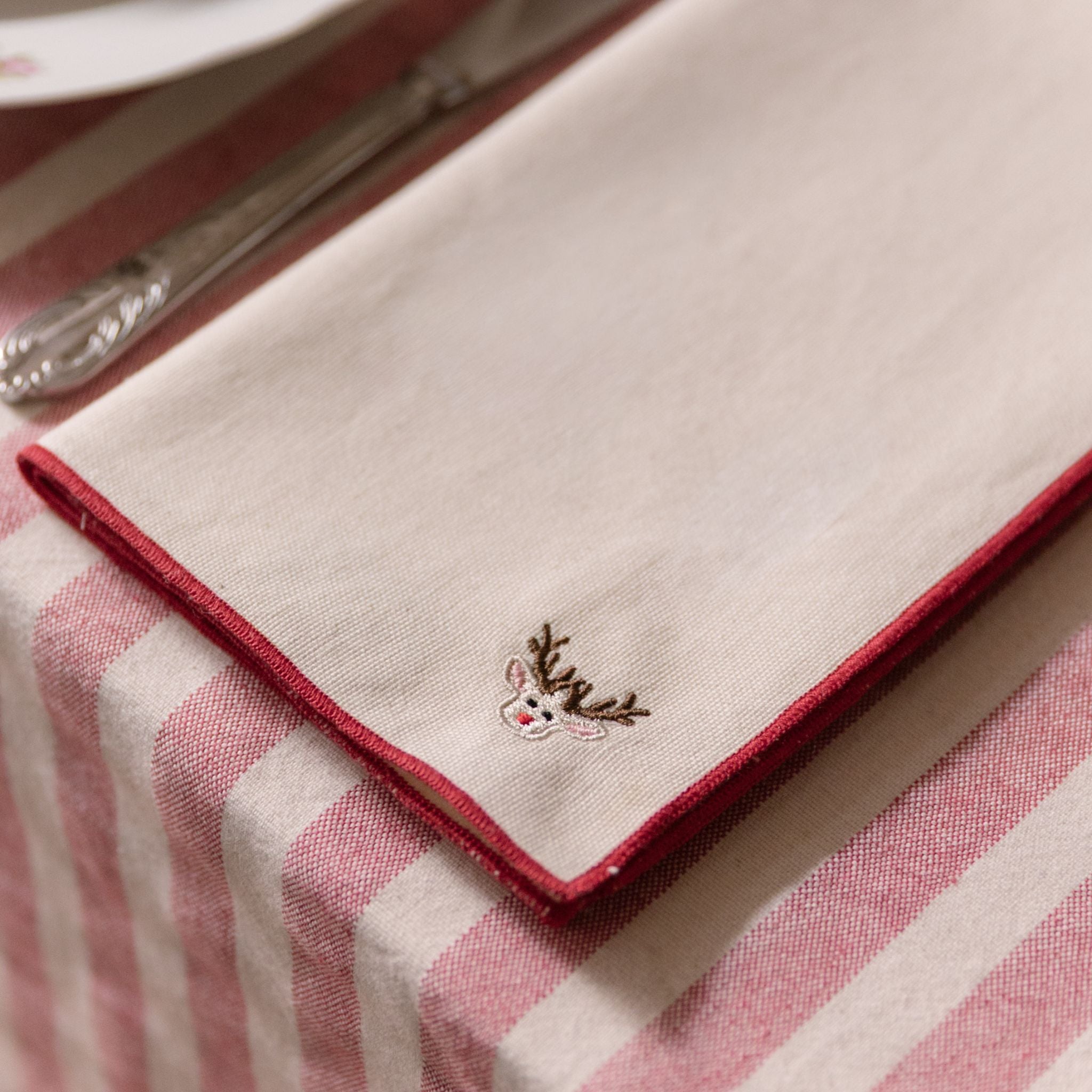 Ecru Nazaré napkins with christmas embroidery - Torres Novas