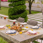 Ecru Nazaré napkins with summer embroidery