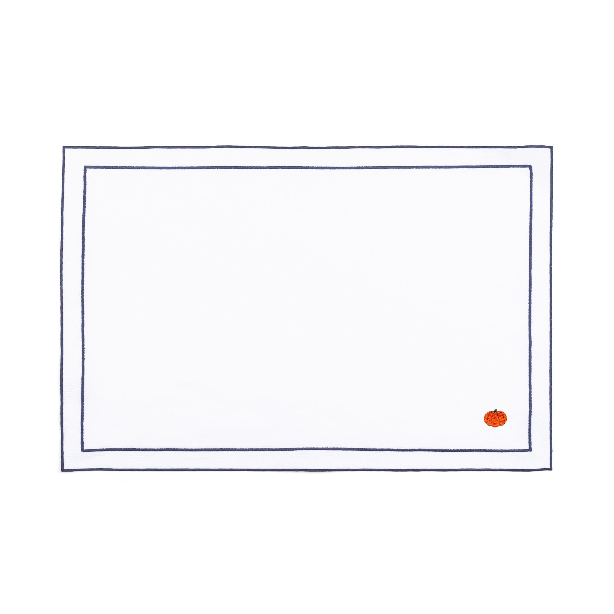 Nazaré white cotton table linen with embroidered autumn motifs