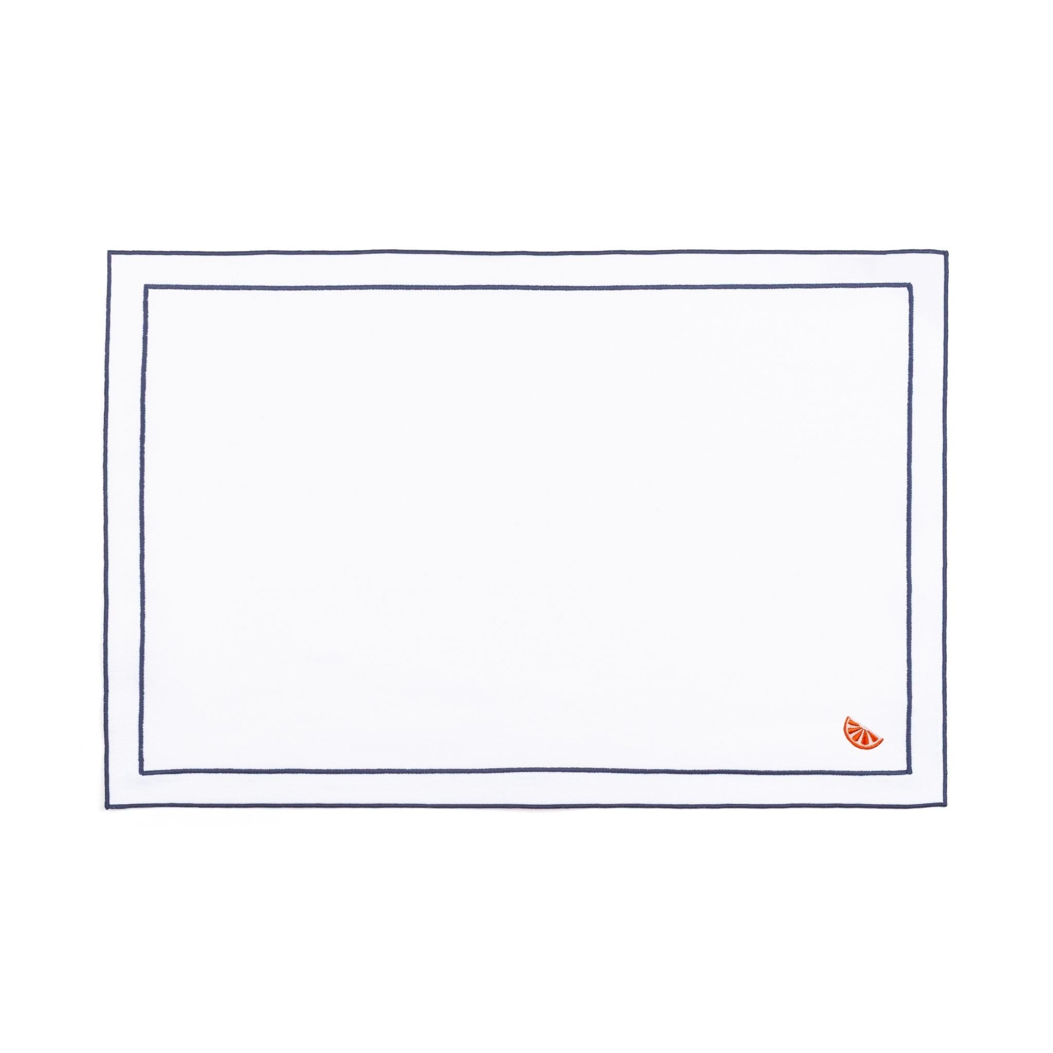 Nazaré white cotton table linen with embroidered fruits