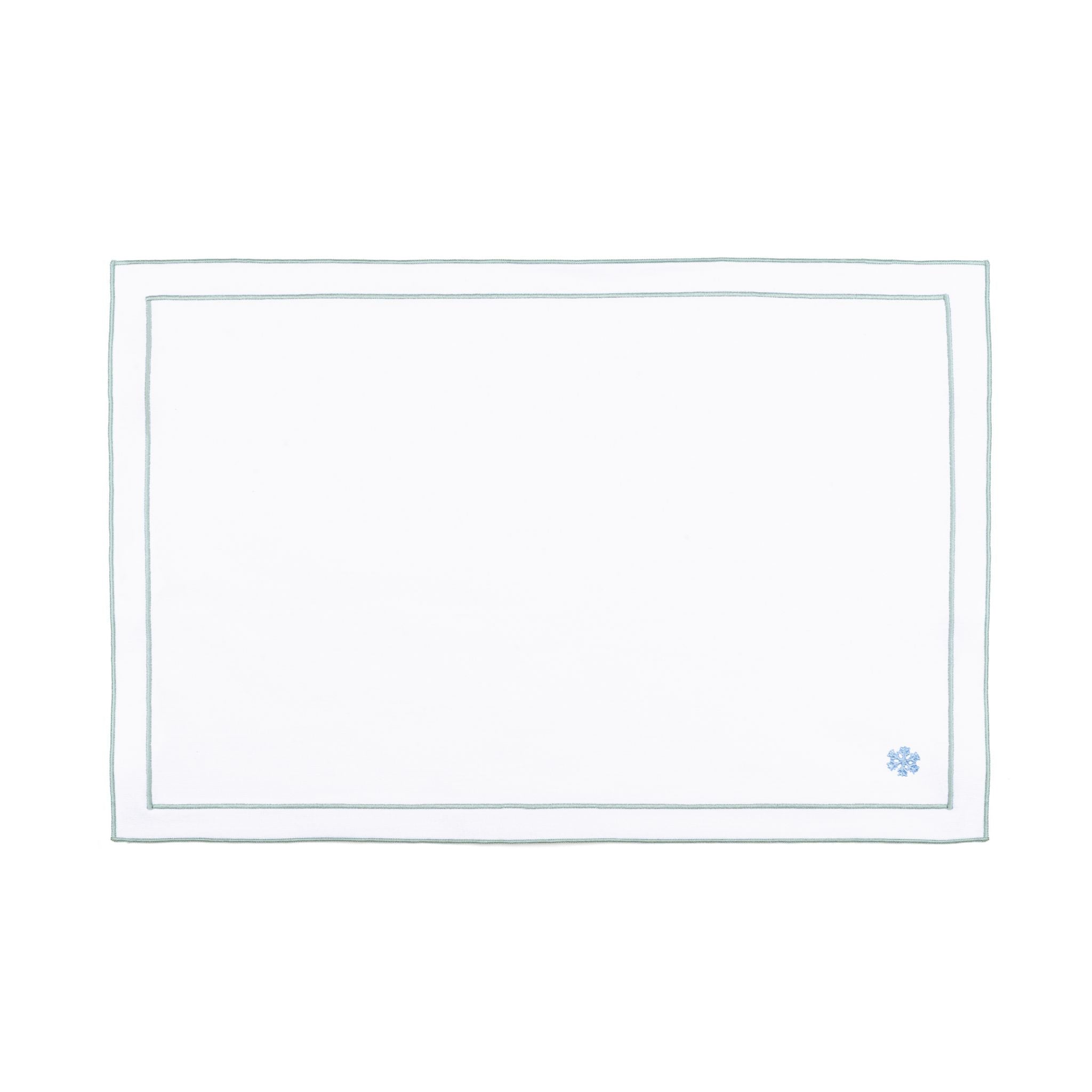 Nazaré white cotton table linen with embroidered small Christmas motifs