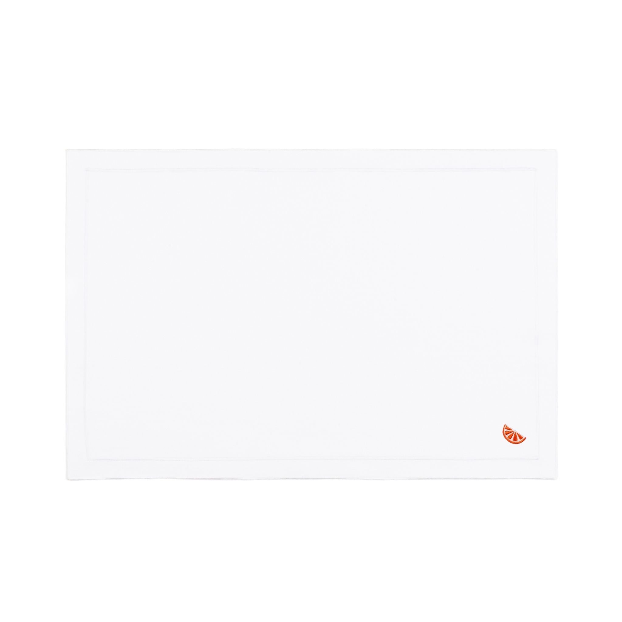 Nazaré white cotton table linen with embroidered fruits