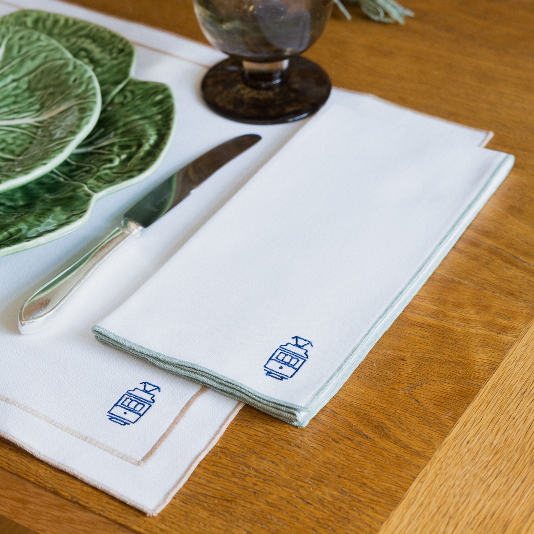 torres-novas-table-nazare-white-beige-green-placemat-embroidery-portugal-tram-lifestyle-11.jpg